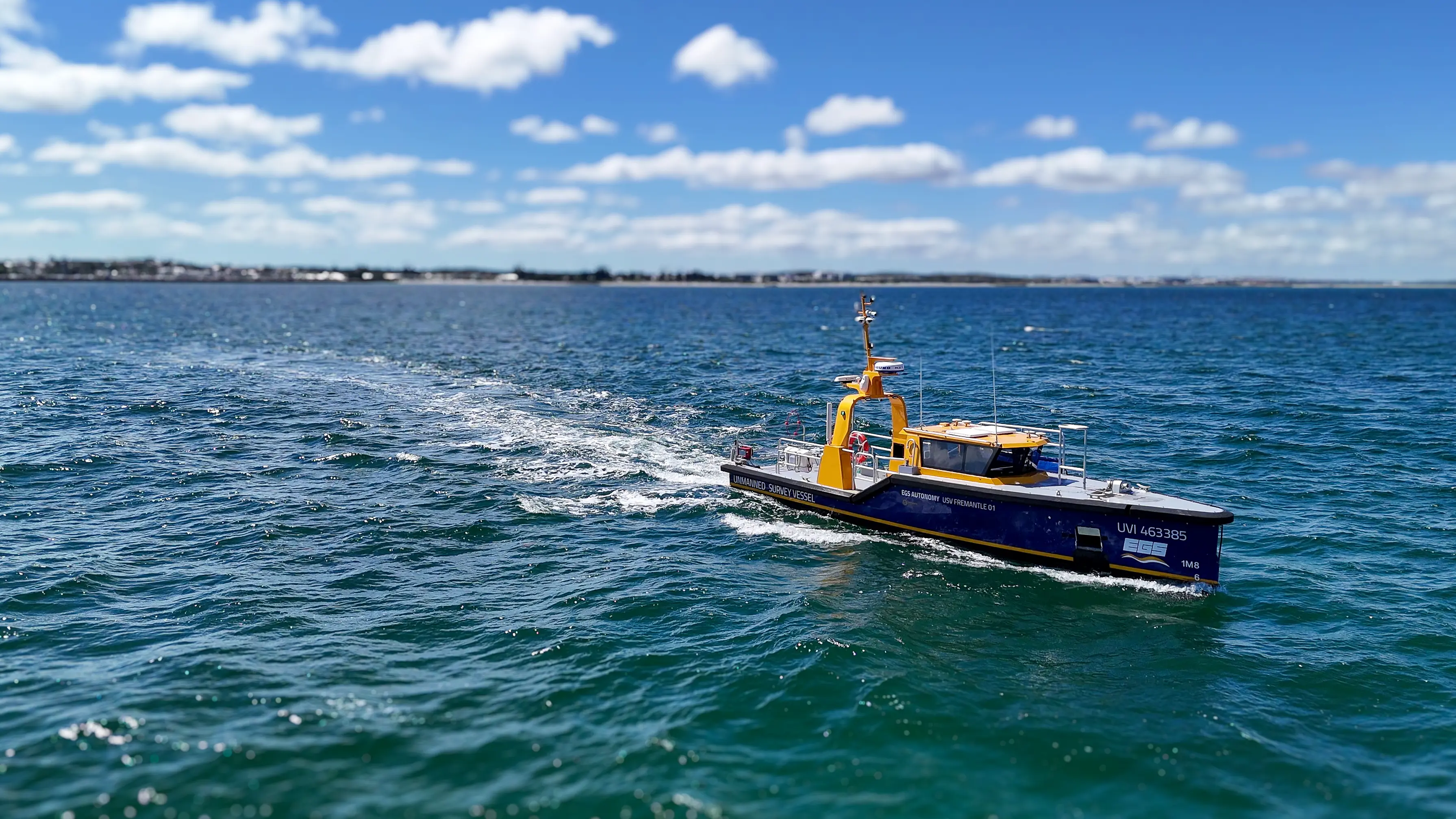 Side-Scan Sonar & Magnetometer